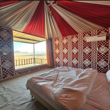 Rum Victoria Luxury Camp Wadi Rum Buitenkant foto