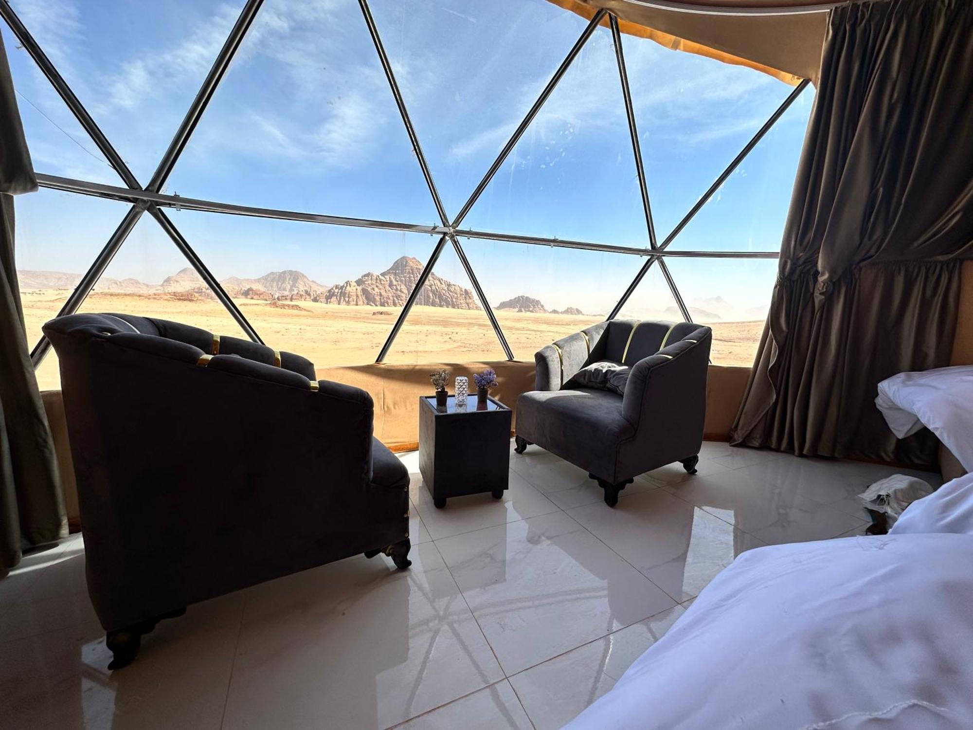 Rum Victoria Luxury Camp Wadi Rum Buitenkant foto