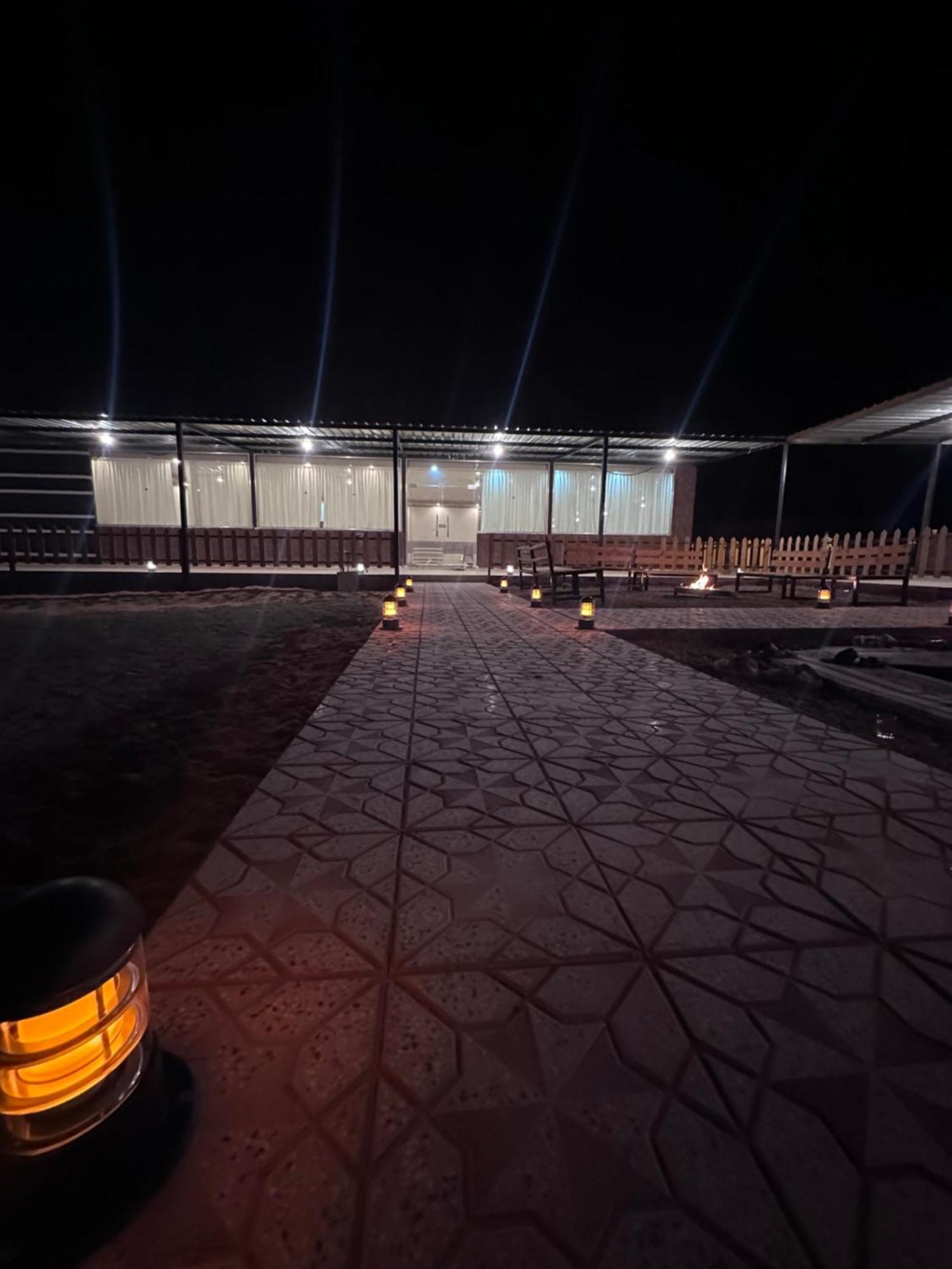 Rum Victoria Luxury Camp Wadi Rum Buitenkant foto