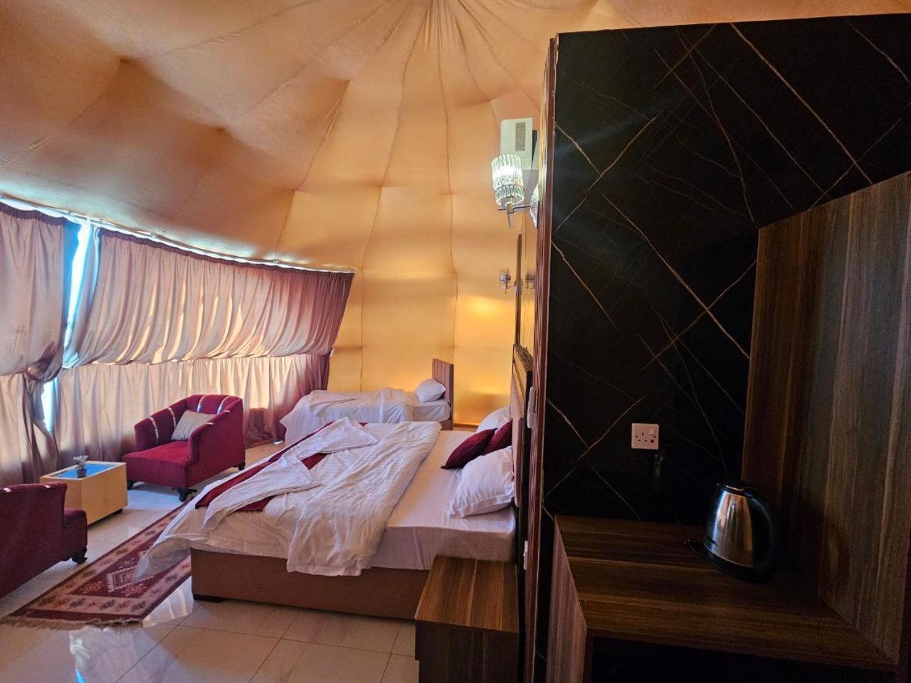 Rum Victoria Luxury Camp Wadi Rum Buitenkant foto