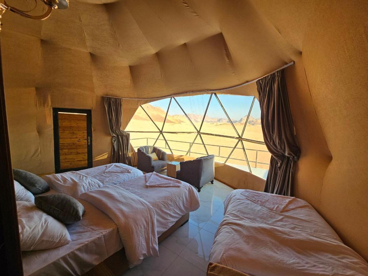 Rum Victoria Luxury Camp Wadi Rum Buitenkant foto