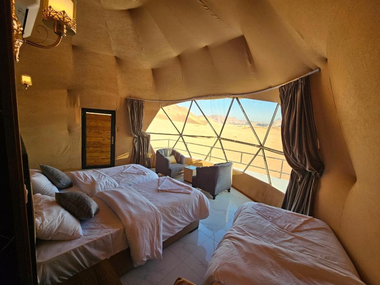 Rum Victoria Luxury Camp Wadi Rum Buitenkant foto