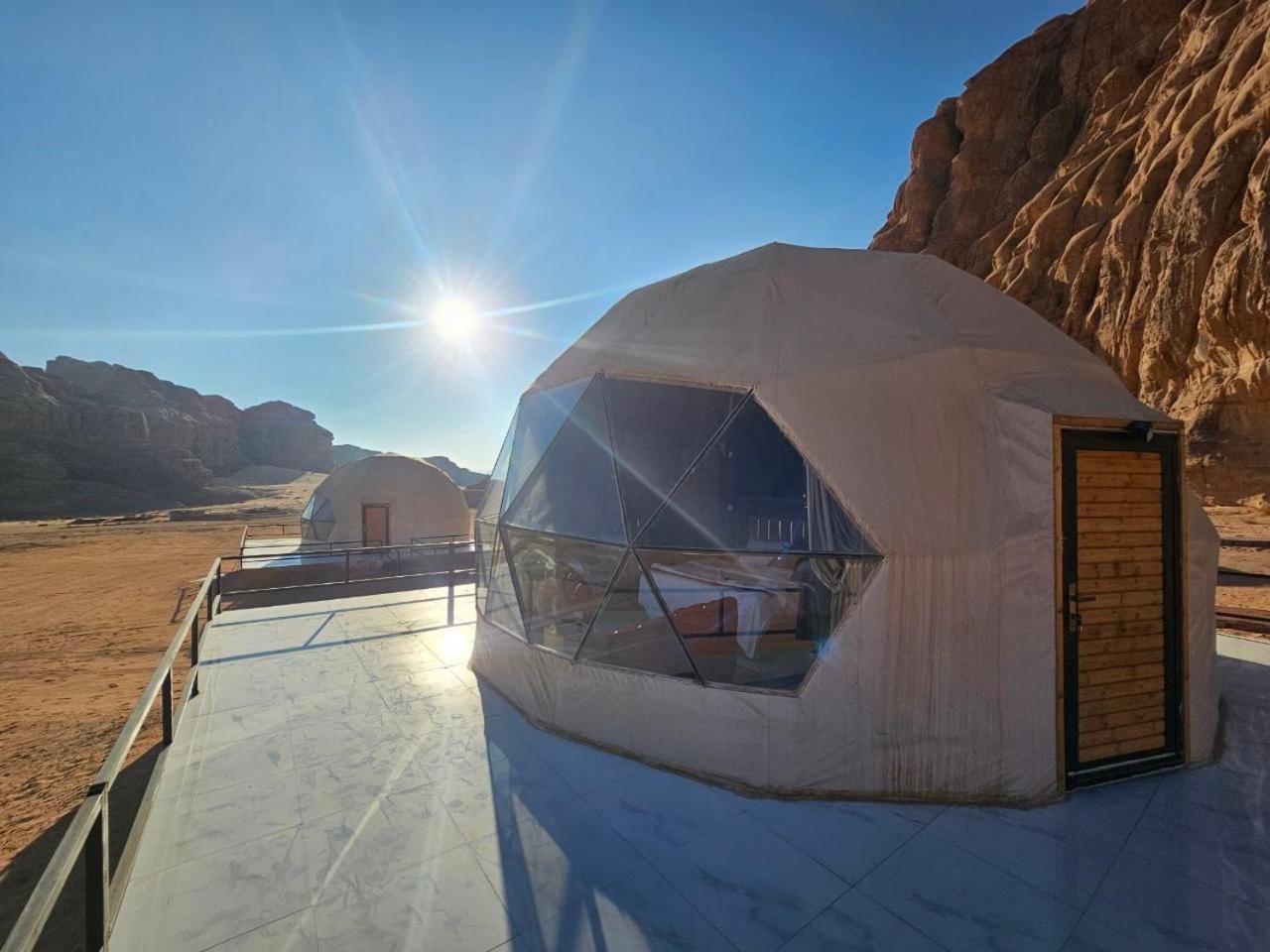 Rum Victoria Luxury Camp Wadi Rum Buitenkant foto