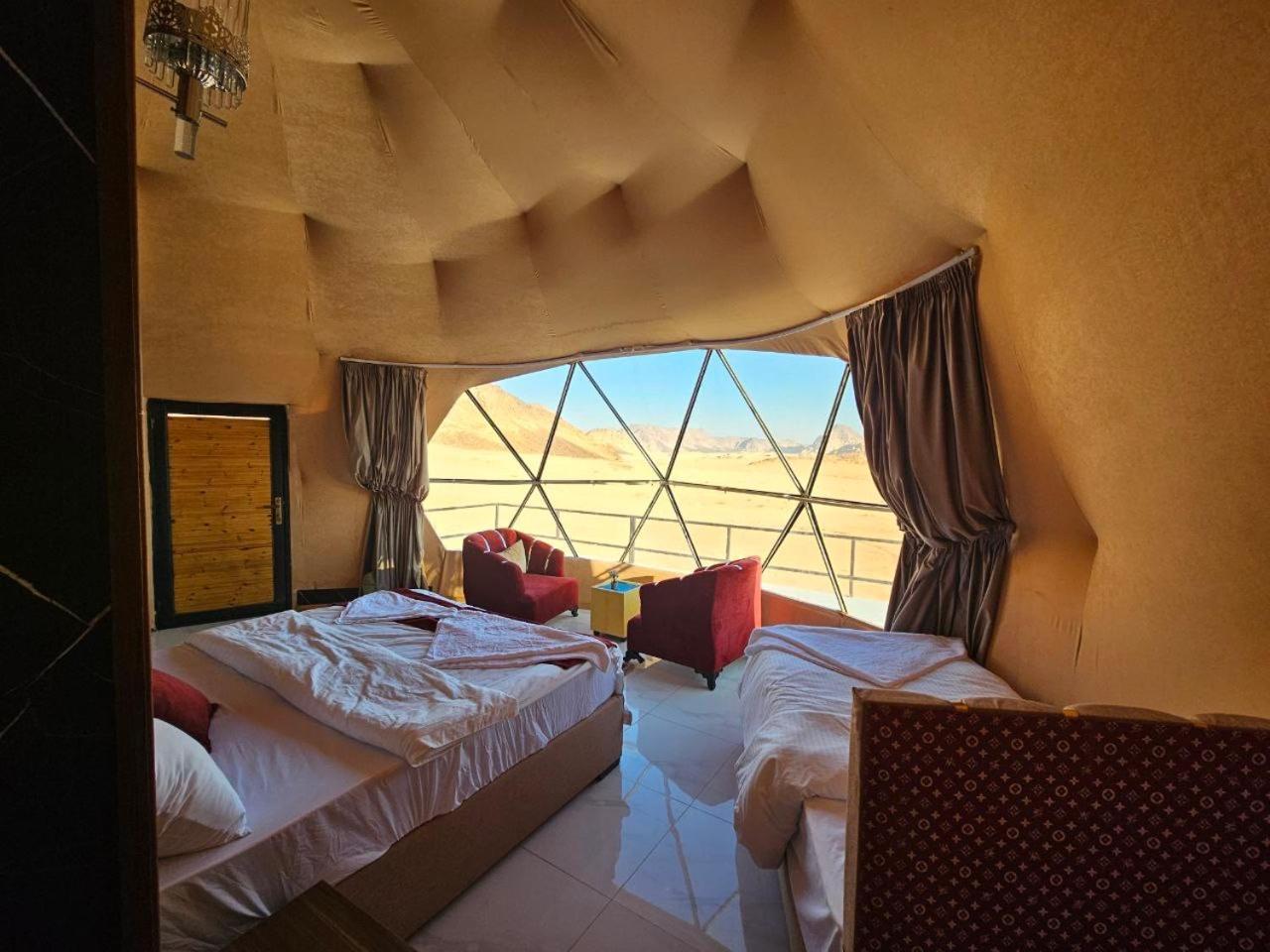 Rum Victoria Luxury Camp Wadi Rum Buitenkant foto